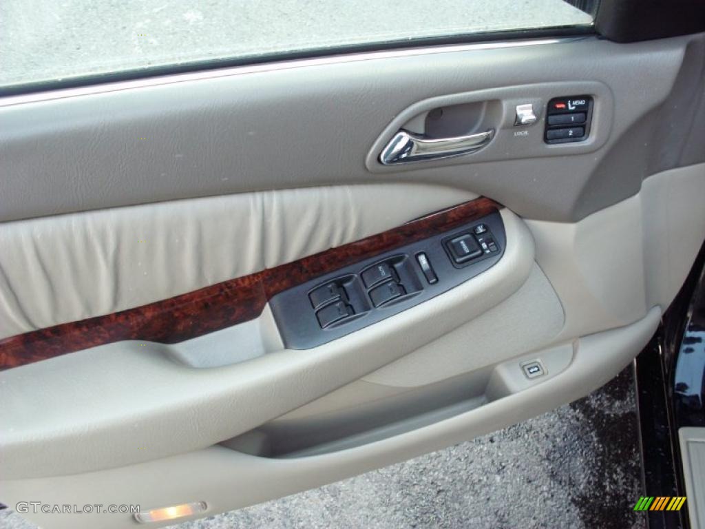 2002 Acura TL 3.2 Parchment Door Panel Photo #47150034