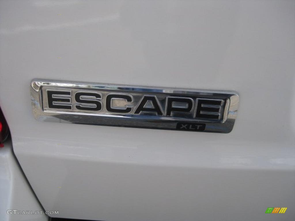 2009 Escape XLT V6 - Oxford White / Stone photo #19