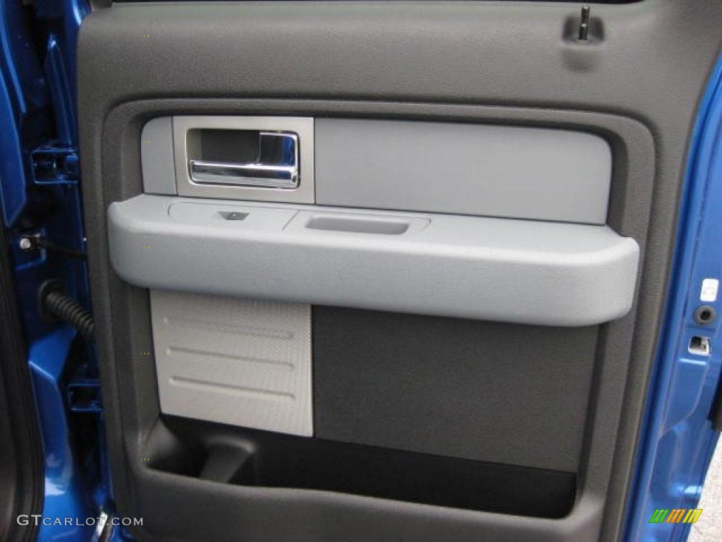 2011 F150 XLT SuperCrew 4x4 - Blue Flame Metallic / Steel Gray photo #27