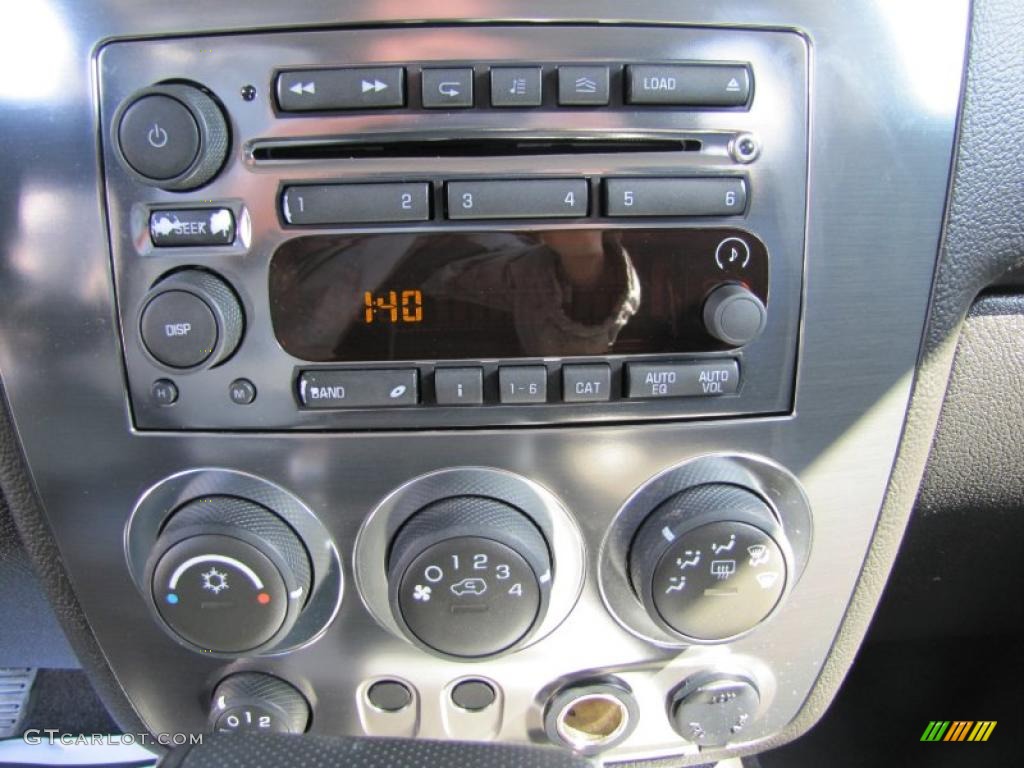 2006 Hummer H3 Standard H3 Model Controls Photo #47150589