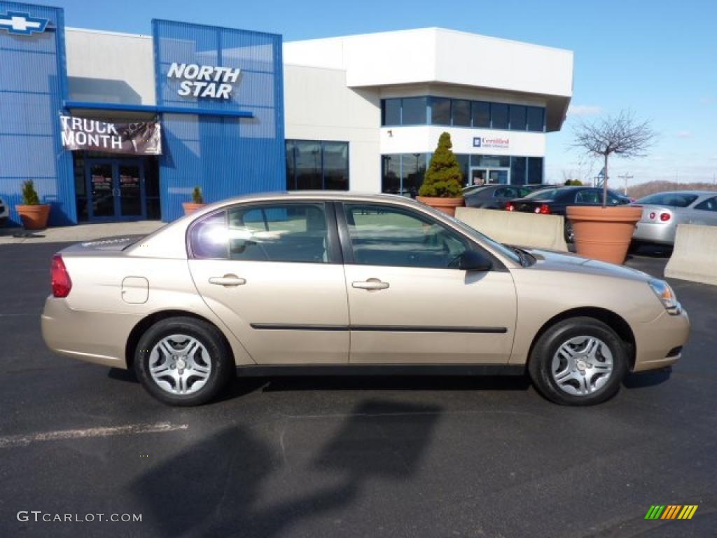 2005 Malibu Sedan - Light Driftwood Metallic / Neutral Beige photo #11