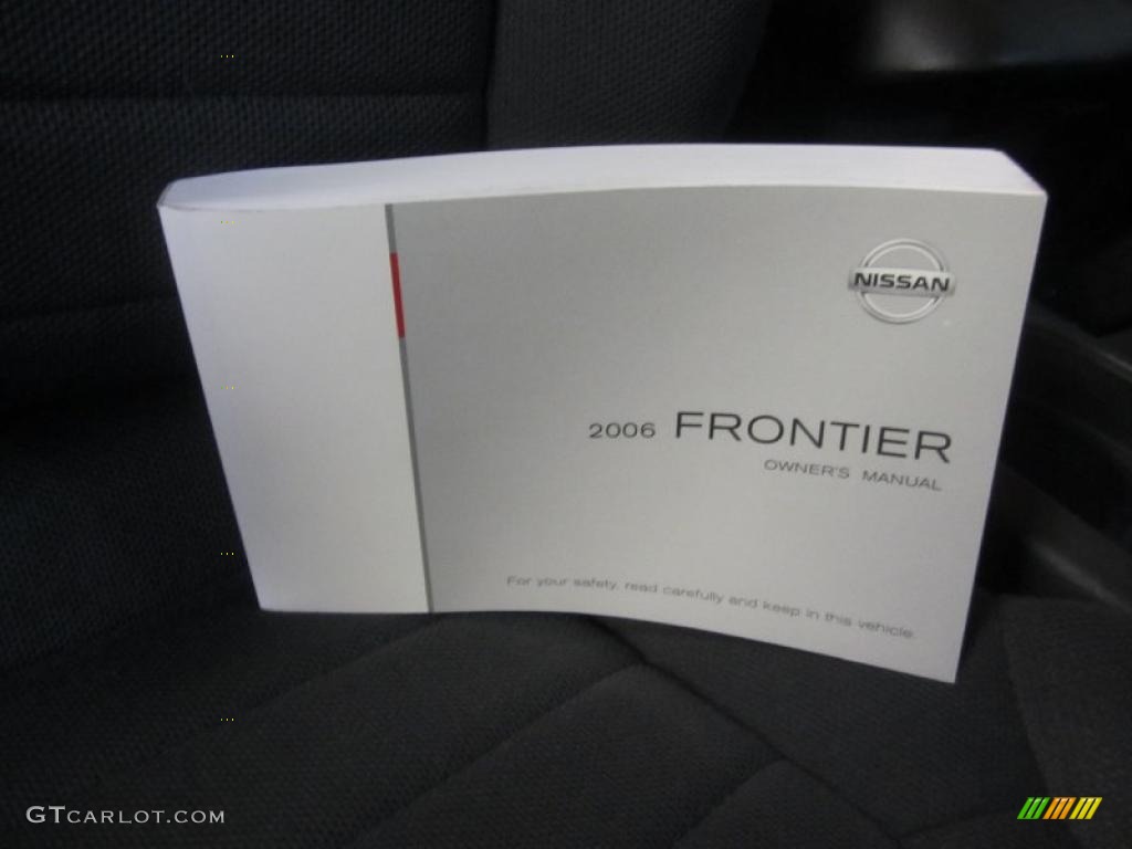 2006 Frontier XE King Cab - Red Brawn / Graphite photo #19