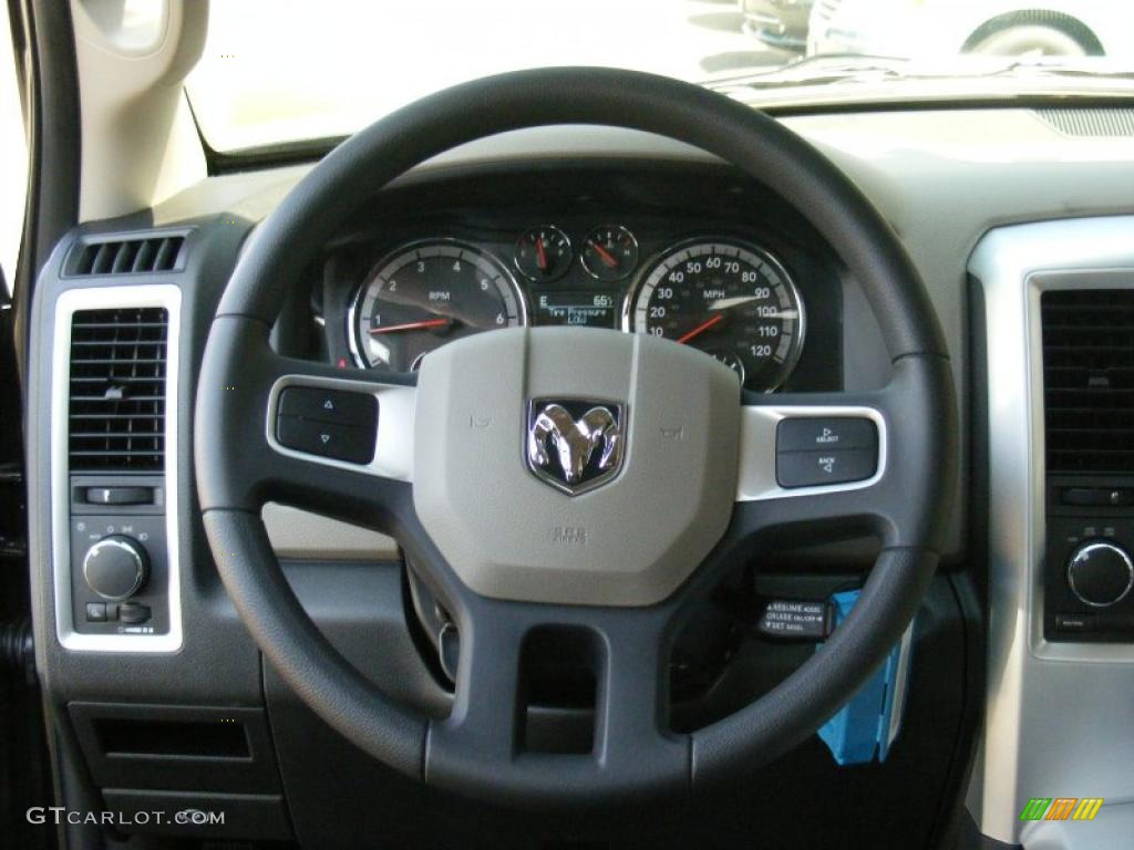 2011 Ram 1500 SLT Crew Cab 4x4 - Brilliant Black Crystal Pearl / Dark Slate Gray/Medium Graystone photo #9