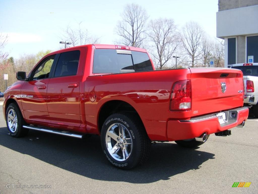 2011 Ram 1500 Sport Crew Cab 4x4 - Flame Red / Dark Slate Gray photo #4