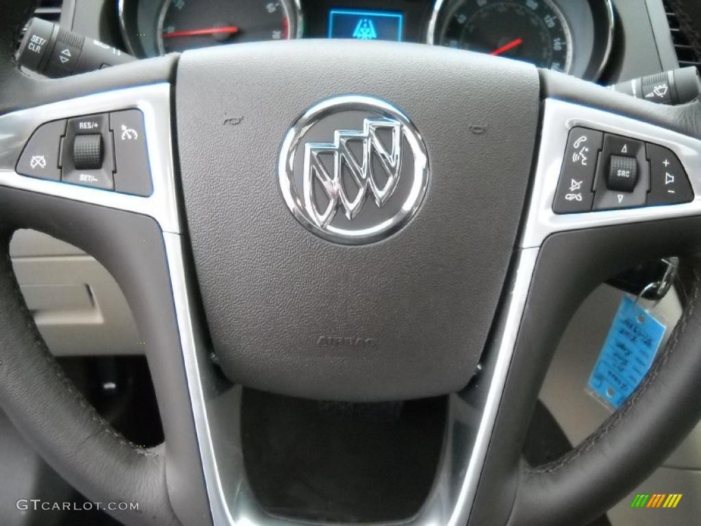 2011 Buick Regal CXL Controls Photo #47153649