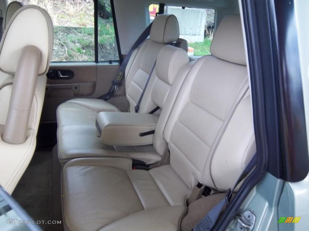 Bahama Beige Interior 2002 Land Rover Discovery II SE7 Photo #47153832