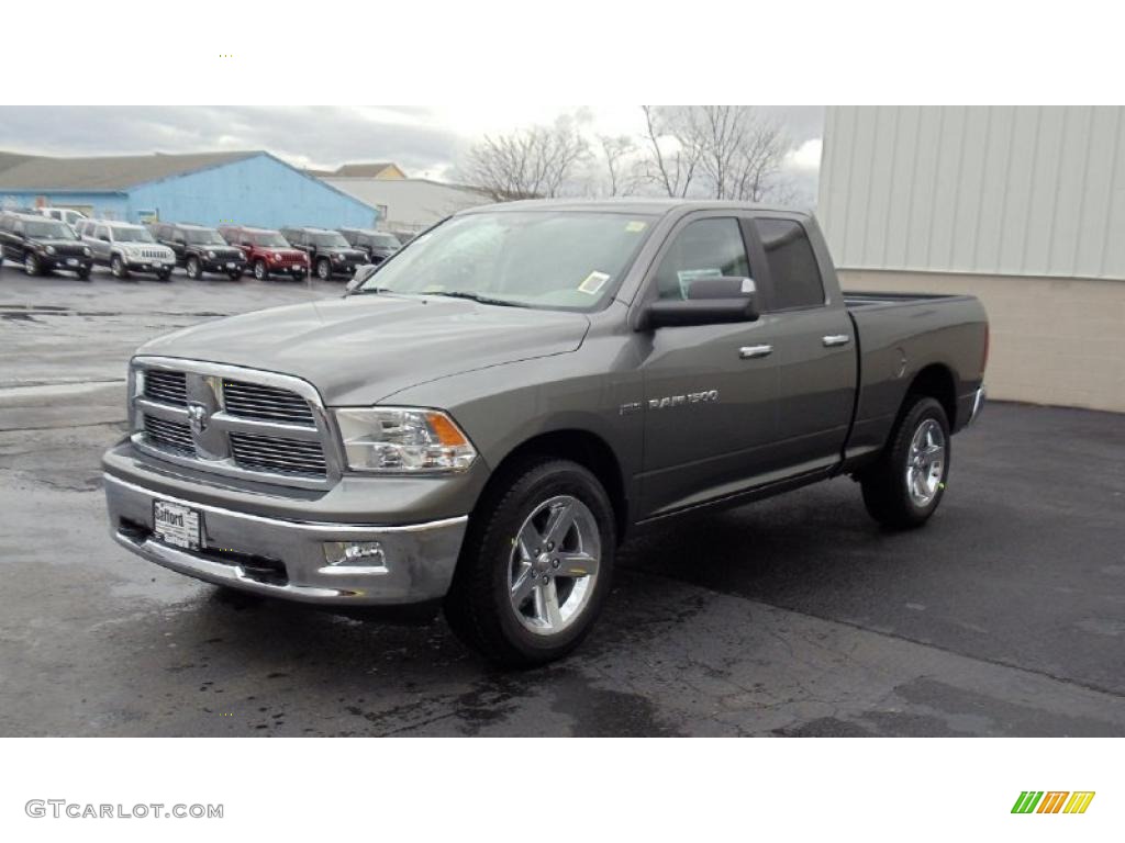 Mineral Gray Metallic Dodge Ram 1500