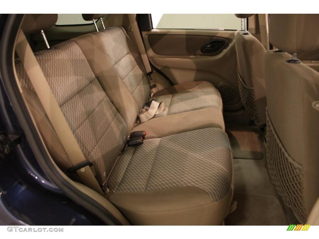 Medium/Dark Pebble Interior 2004 Ford Escape XLT V6 4WD Photo #47155833