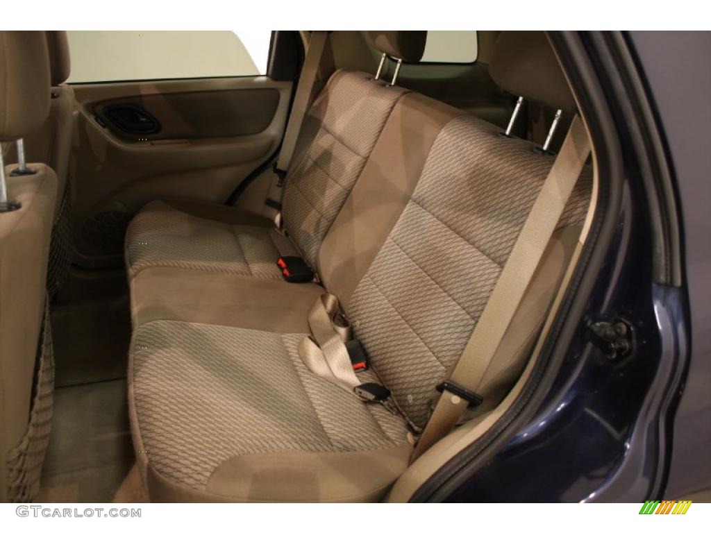 Medium/Dark Pebble Interior 2004 Ford Escape XLT V6 4WD Photo #47155848