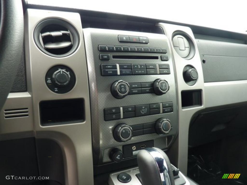 2010 F150 SVT Raptor SuperCab 4x4 - Oxford White / Raptor Black photo #23