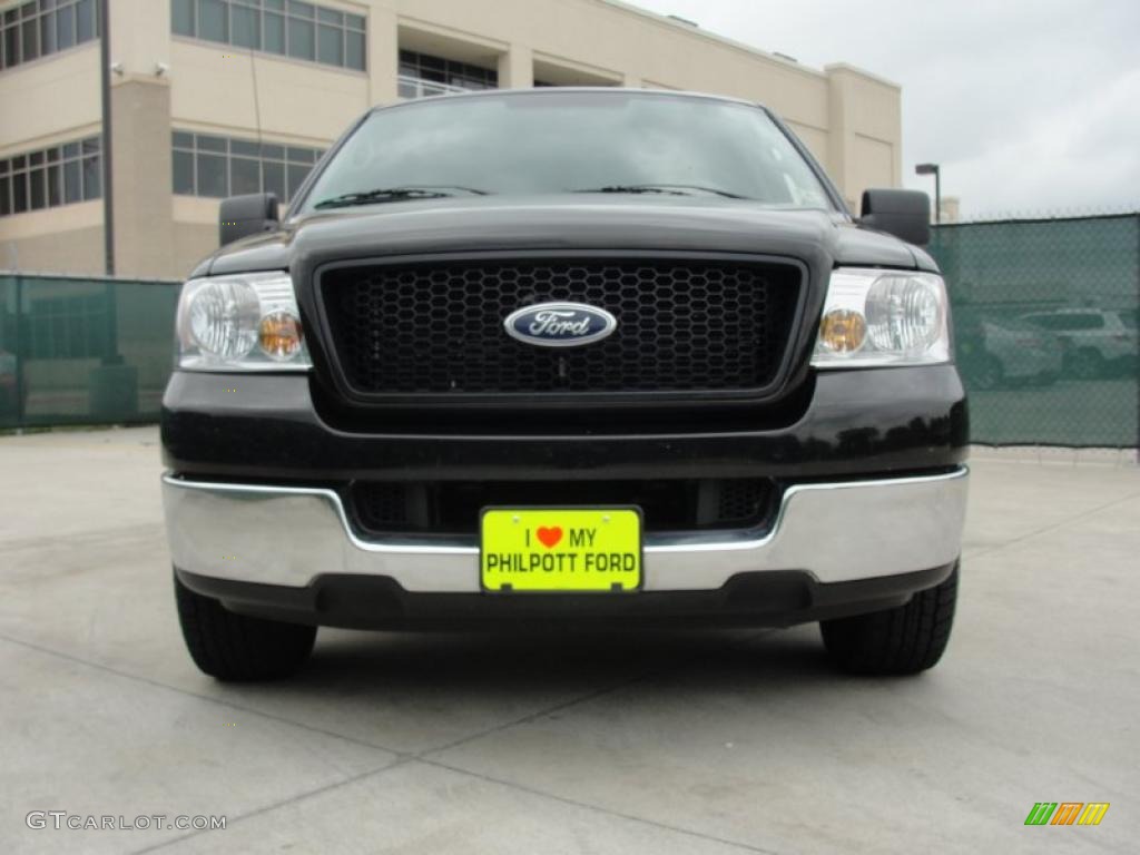 2005 F150 XLT SuperCrew - Black / Medium Flint Grey photo #9