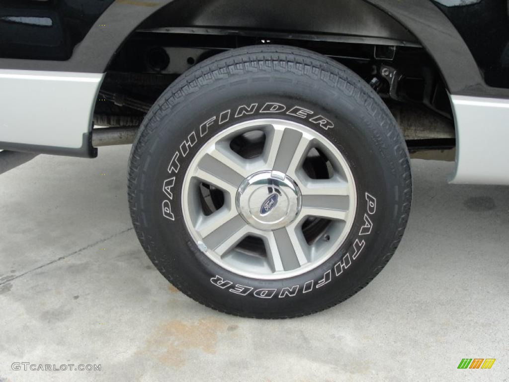 2005 F150 XLT SuperCrew - Black / Medium Flint Grey photo #15