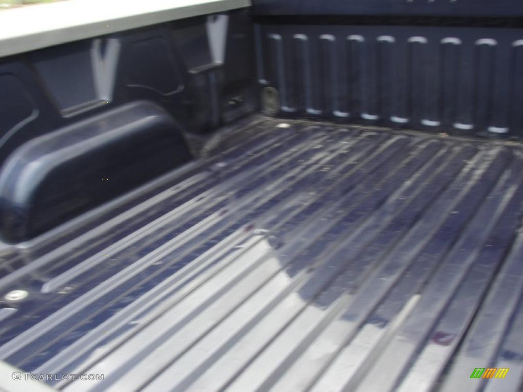 2004 F150 STX Heritage Regular Cab - True Blue Metallic / Heritage Graphite Grey photo #31