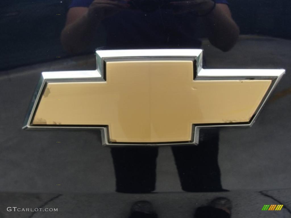 2007 Chevrolet Silverado 1500 LT Crew Cab Marks and Logos Photo #47161599