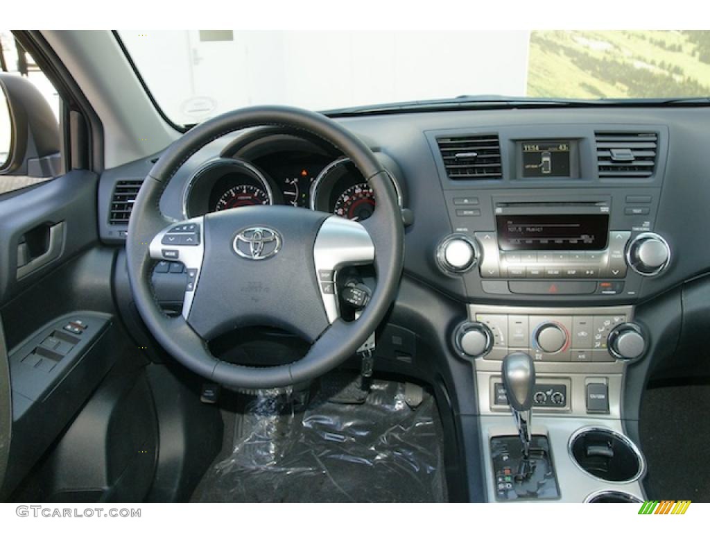 2011 Toyota Highlander V6 4WD Black Steering Wheel Photo #47162304