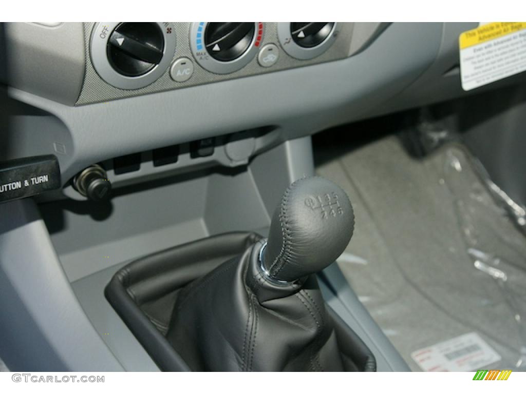 2011 Toyota Tacoma V6 SR5 Access Cab 4x4 Transmission Photos