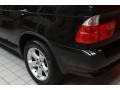 Jet Black - X5 3.0i Photo No. 19