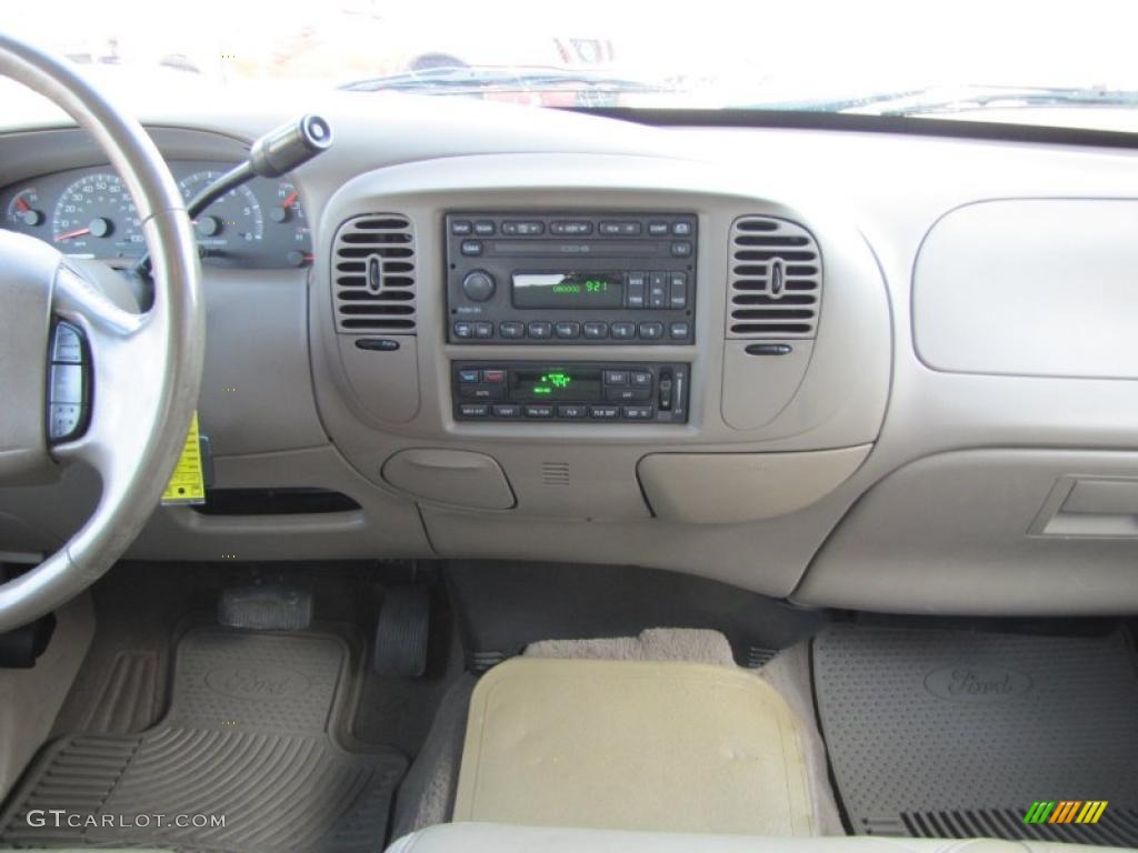 2003 Ford F150 Lariat SuperCrew Medium Parchment Beige Dashboard Photo #47167962