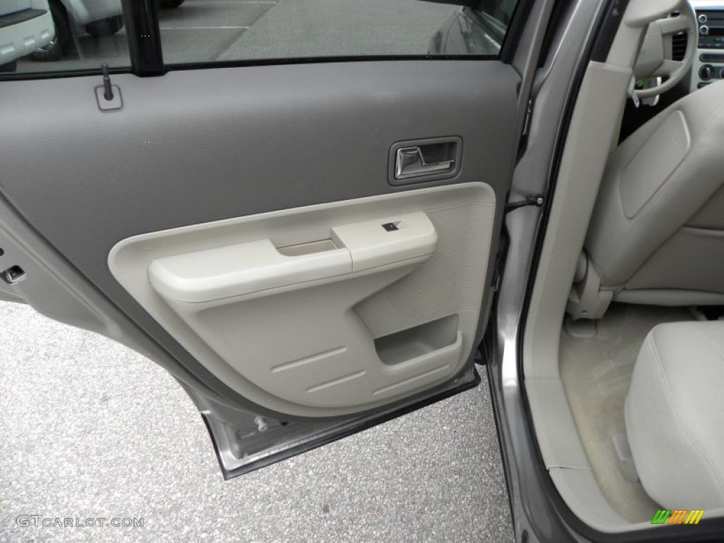 2008 Ford Edge SE Camel Door Panel Photo #47170272