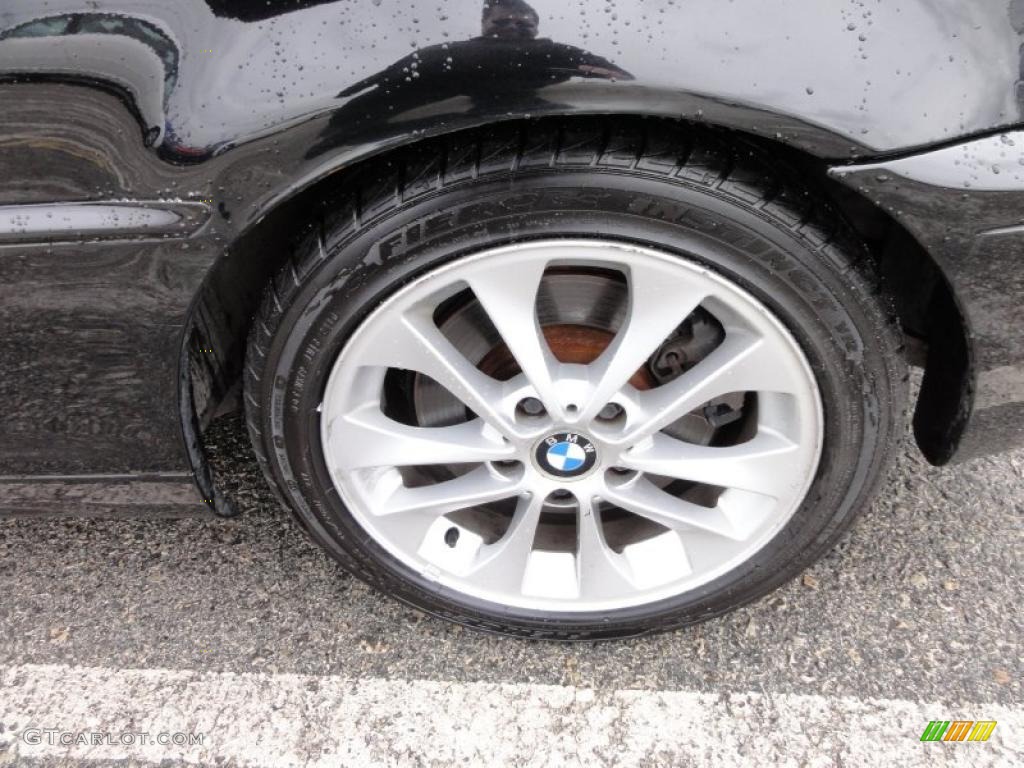 2004 3 Series 330i Coupe - Jet Black / Sand photo #35