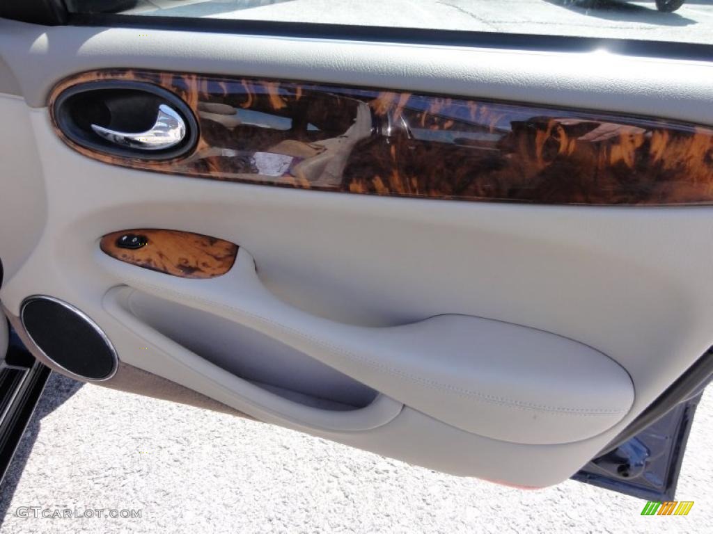 1998 Jaguar XJ XJ8 Oatmeal Door Panel Photo #47171757