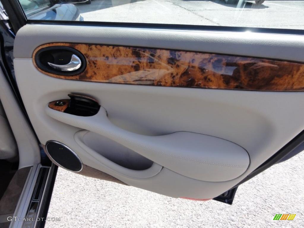 1998 Jaguar XJ XJ8 Oatmeal Door Panel Photo #47171778