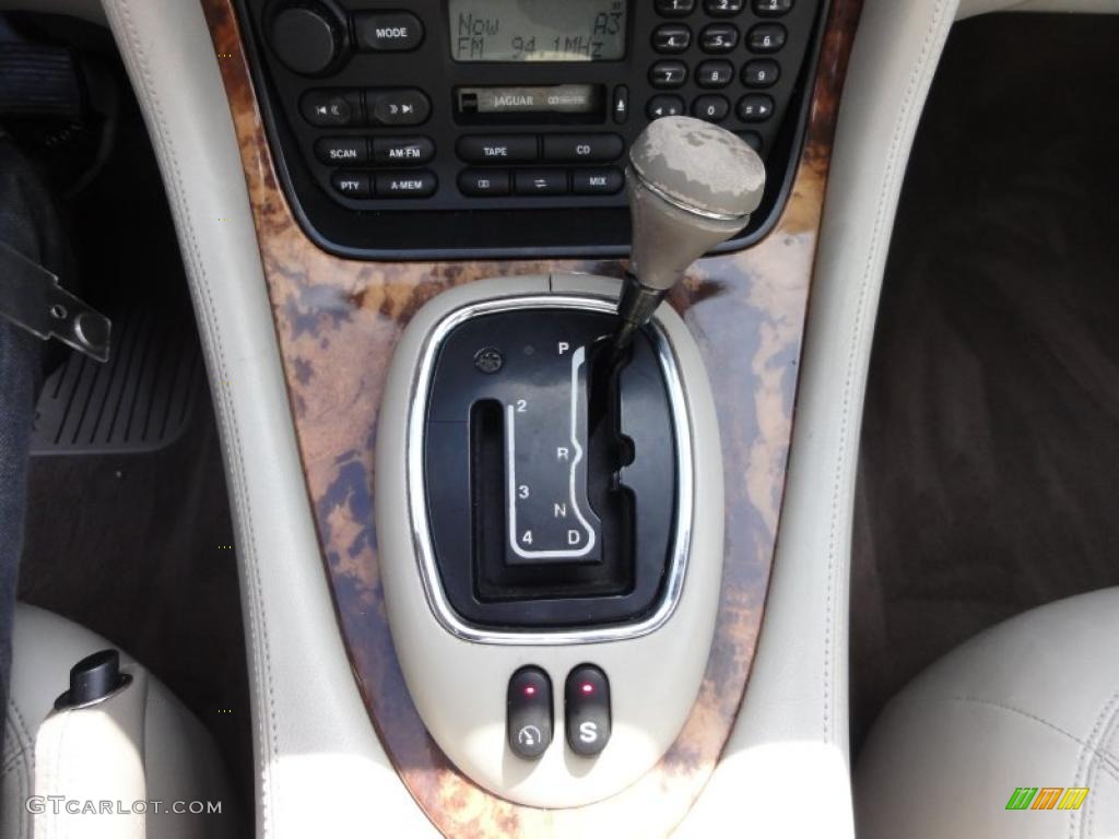 1998 Jaguar XJ XJ8 5 Speed Automatic Transmission Photo #47171994
