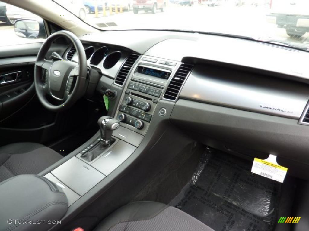 2011 Ford Taurus SEL Charcoal Black Dashboard Photo #47172834