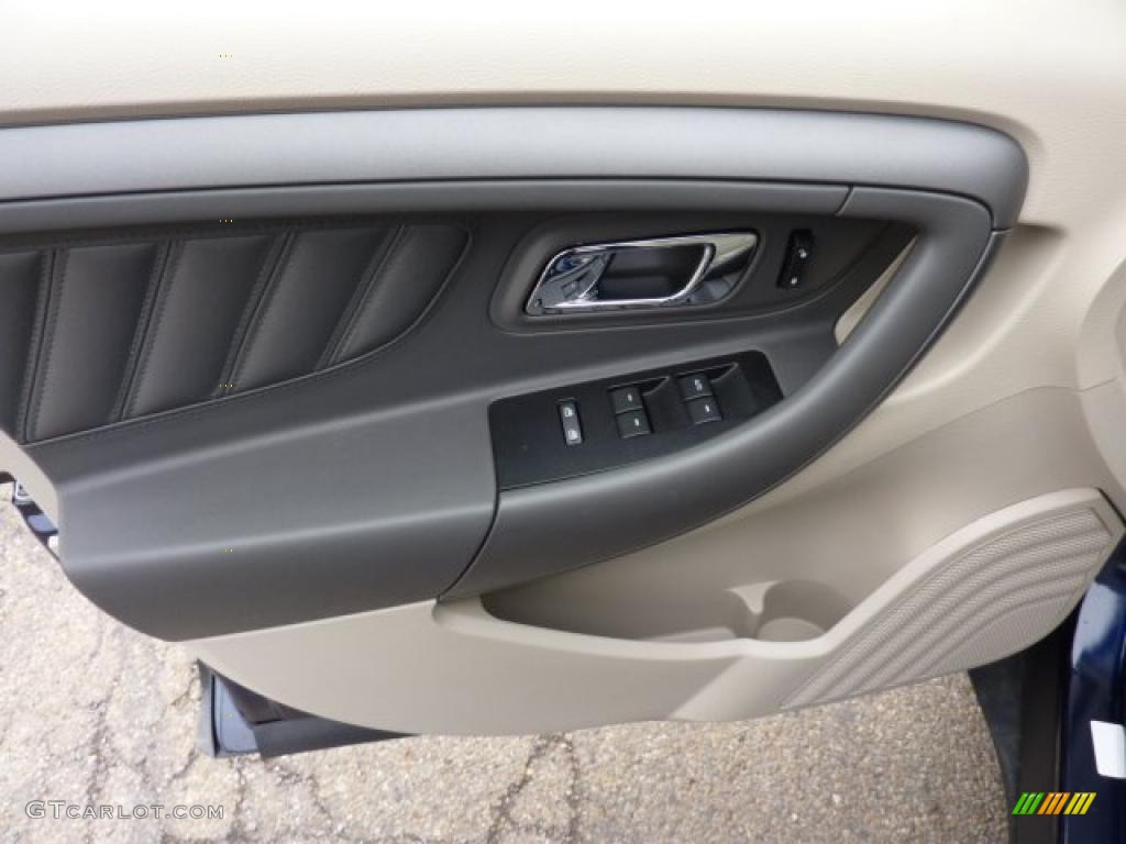 2011 Ford Taurus SEL AWD Light Stone Door Panel Photo #47173005