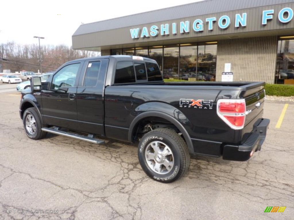2010 F150 FX4 SuperCab 4x4 - Tuxedo Black / Black photo #2