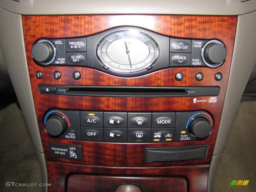 2009 Infiniti G 37 Convertible Controls Photo #47176266