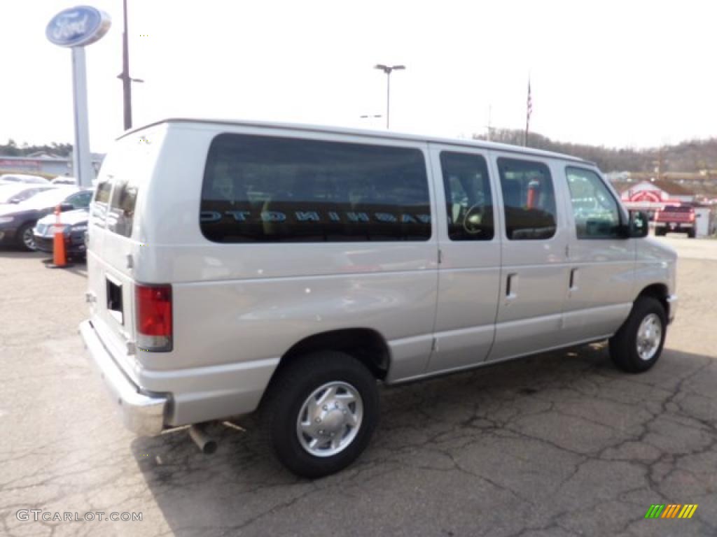 Ingot Silver Metallic 2010 Ford E Series Van E350 XLT Passenger Exterior Photo #47178021