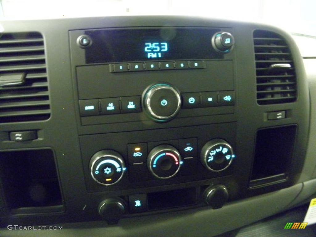 2011 Silverado 1500 Regular Cab - Black / Dark Titanium photo #13