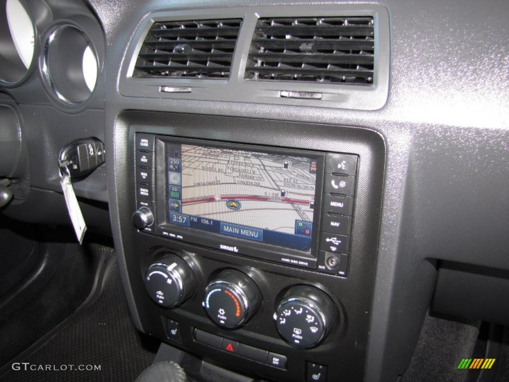 2008 Challenger SRT8 - Bright Silver Metallic / Dark Slate Gray photo #17