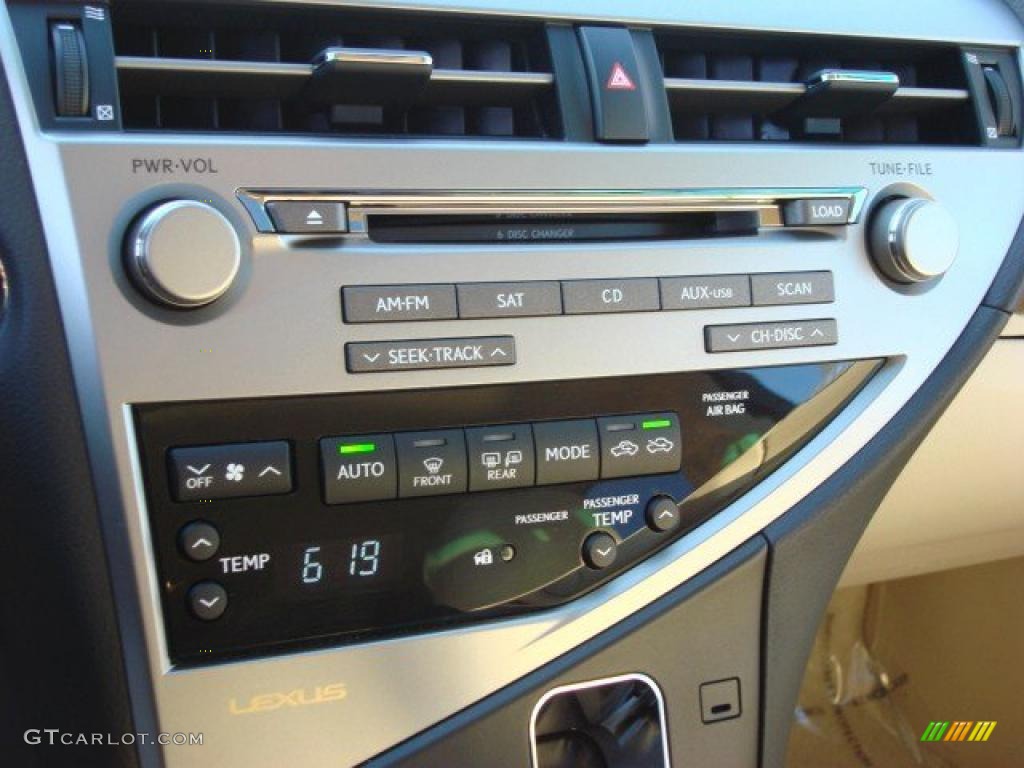 2011 Lexus RX 350 AWD Controls Photo #47180583