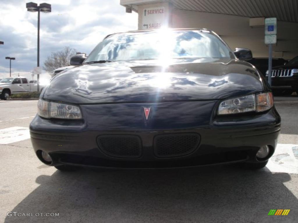 1998 Grand Prix SE Sedan - Bright White / Graphite photo #8