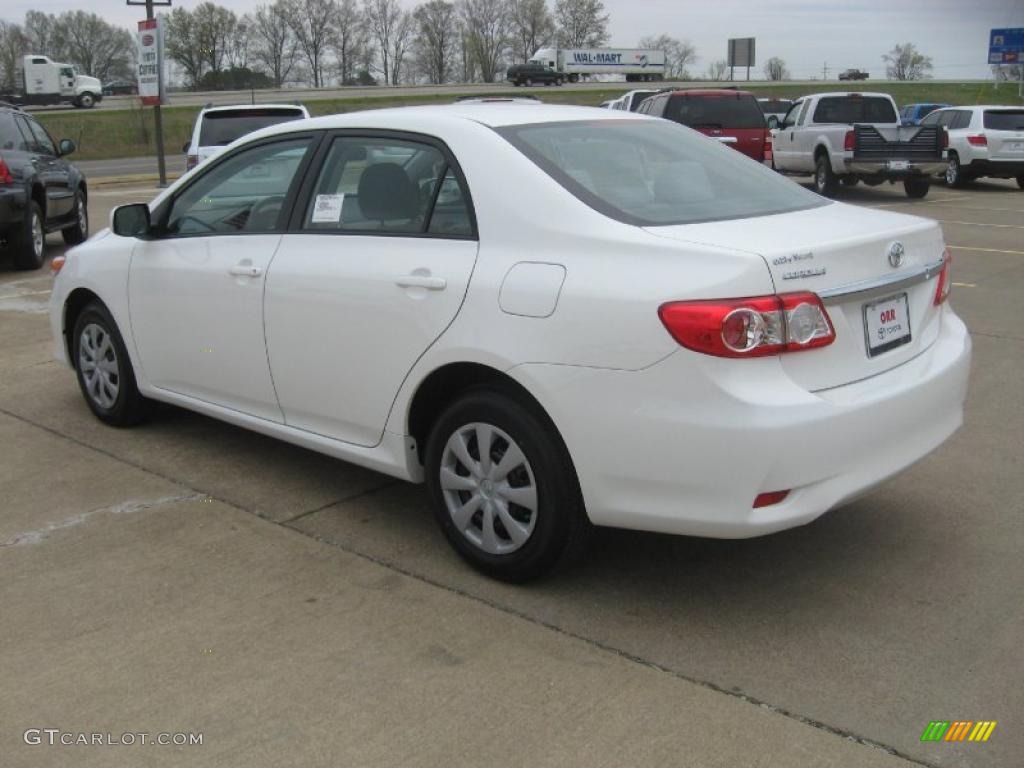 2011 Corolla LE - Super White / Ash photo #5