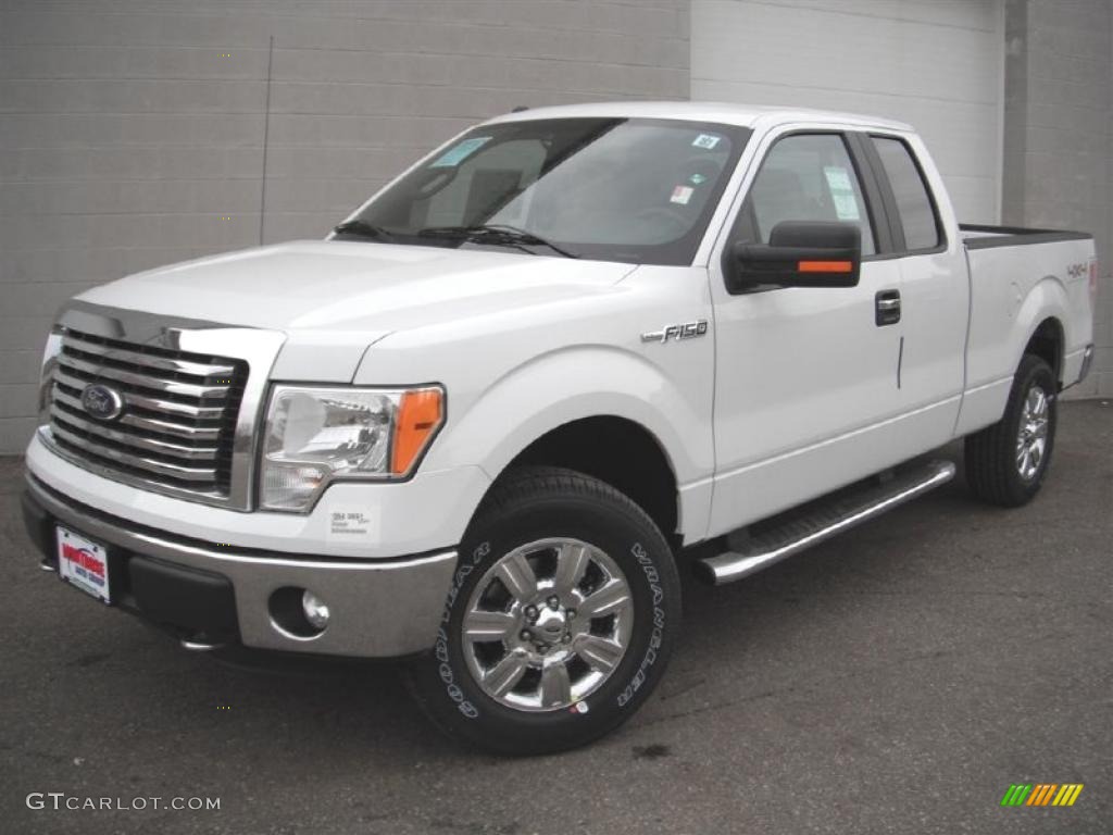 2011 F150 XLT SuperCab 4x4 - Oxford White / Pale Adobe photo #1