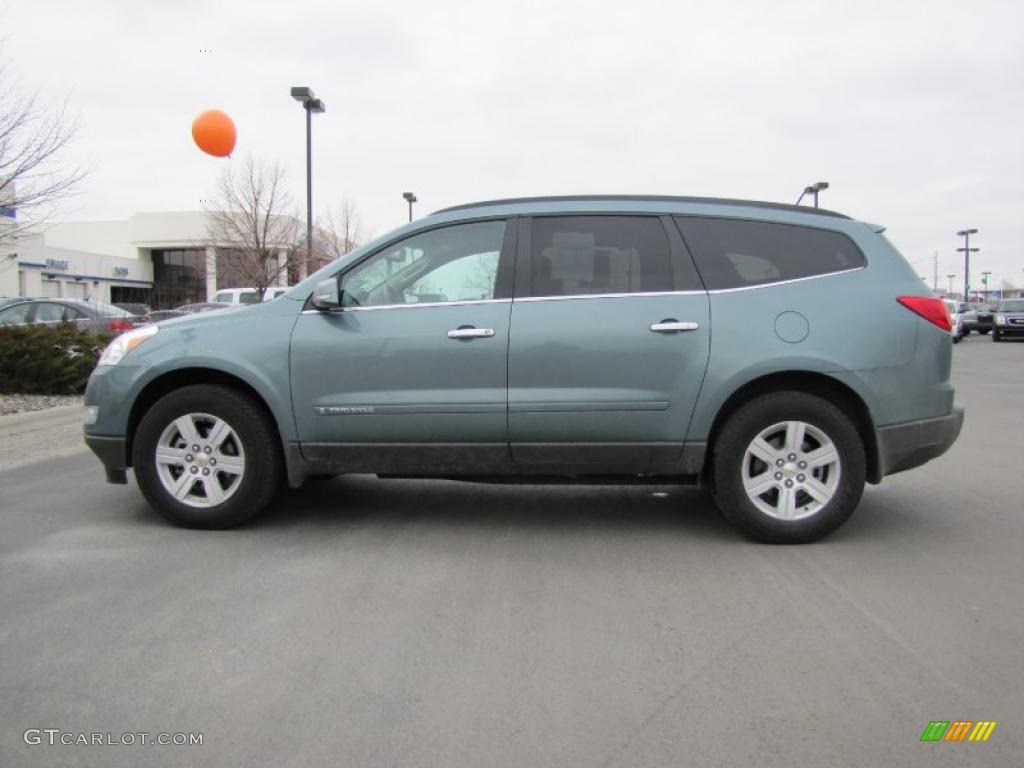 2009 Traverse LT - Silver Moss Metallic / Dark Gray/Light Gray photo #1