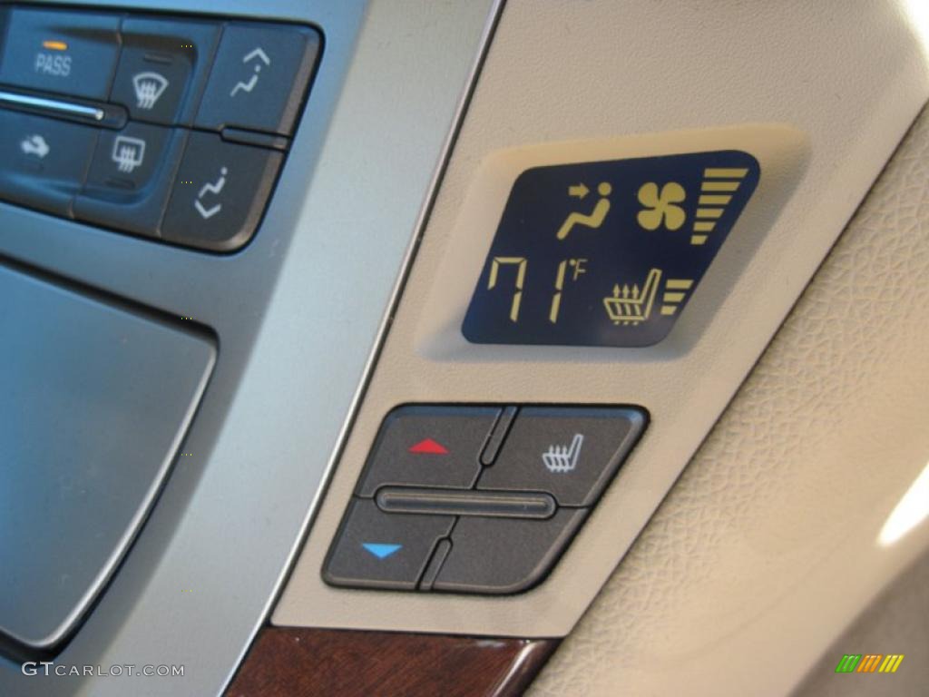 2011 Cadillac CTS 3.0 Sedan Controls Photo #47184018