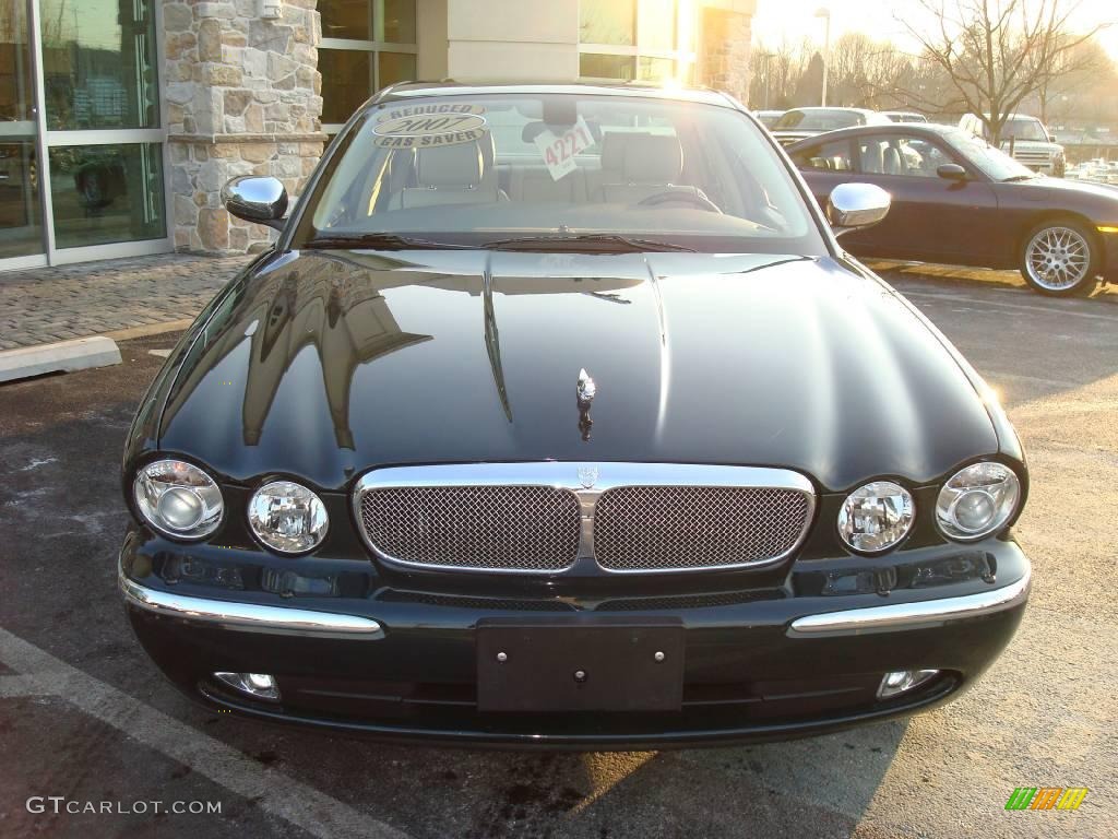 2007 XJ XJ8 - Jaguar Racing Green Metallic / Champagne photo #4