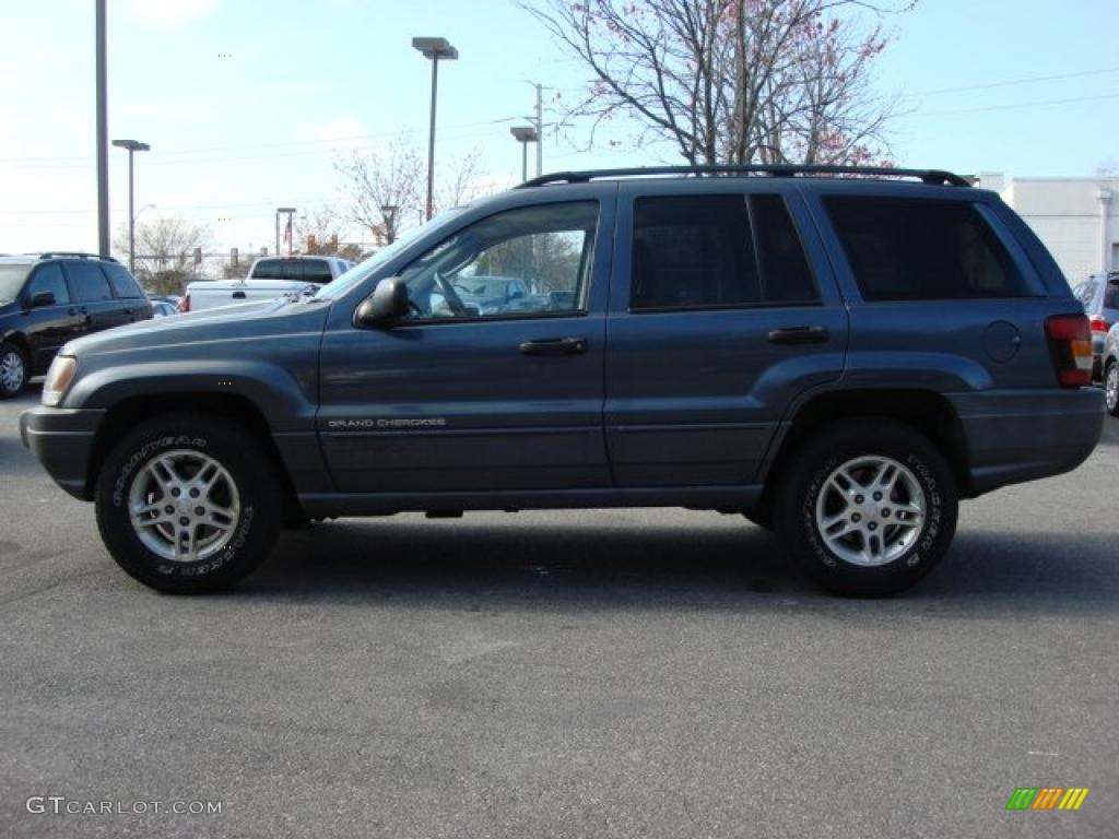 2002 Grand Cherokee Laredo 4x4 - Steel Blue Pearlcoat / Sandstone photo #6