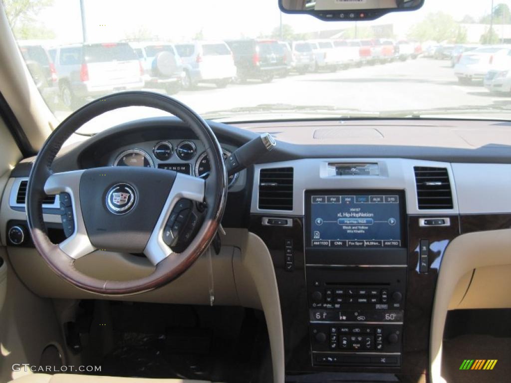 2011 Cadillac Escalade Premium AWD Cashmere/Cocoa Dashboard Photo #47185209