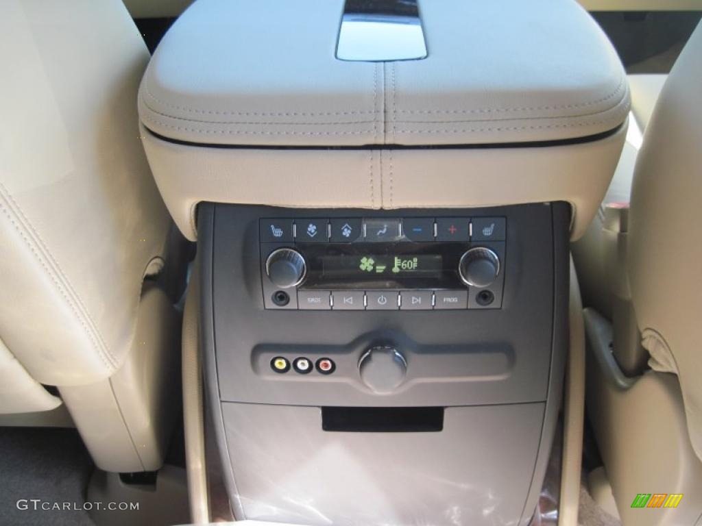 2011 Cadillac Escalade Premium AWD Controls Photo #47185215