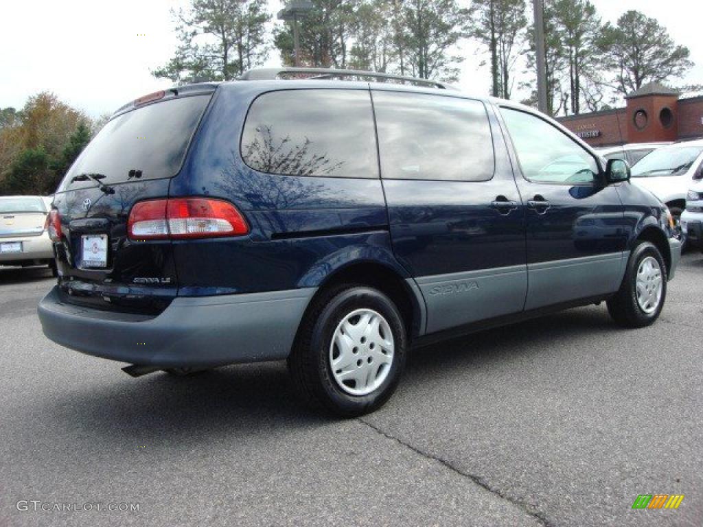 2003 Sienna LE - Stratosphere Blue Mica / Gray photo #4