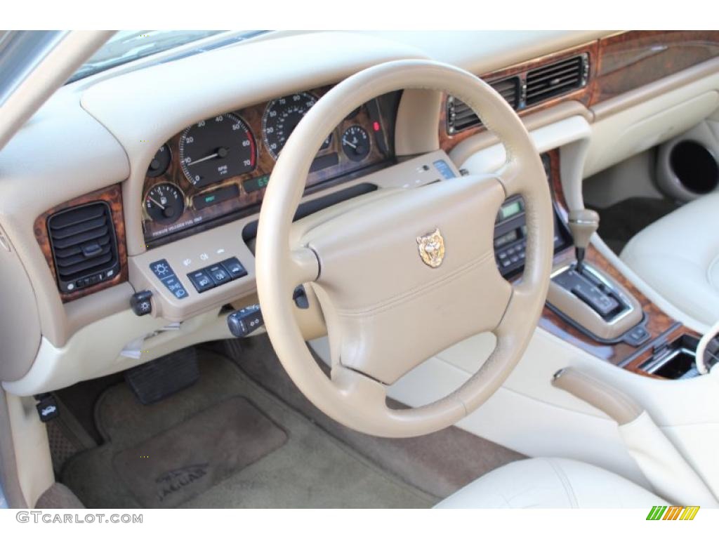 1996 XJ XJ6 - Ice Blue Metallic / Oatmeal photo #16