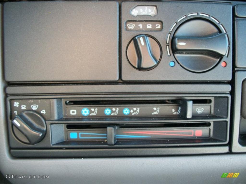 1993 Volkswagen Eurovan MV Controls Photos