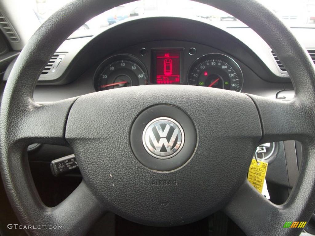 2008 Volkswagen Passat Turbo Wagon Steering Wheel Photos