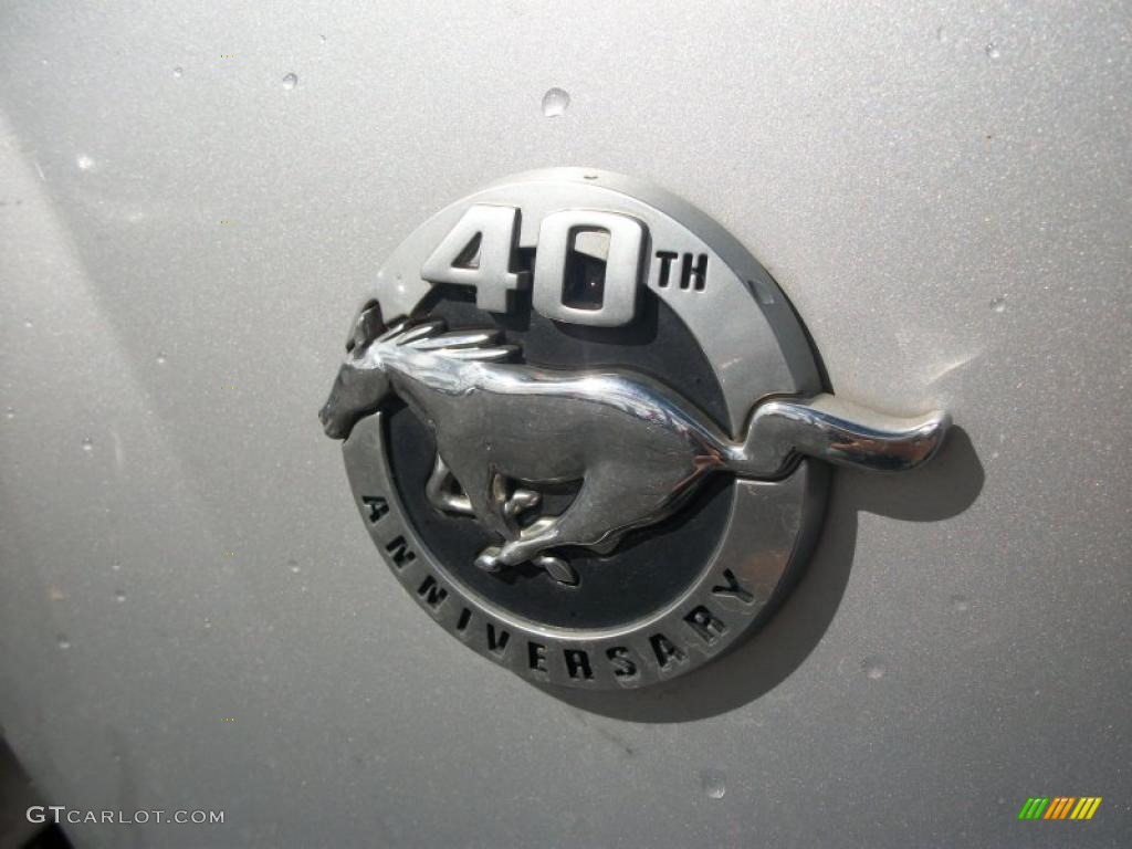 2004 Ford Mustang V6 Coupe Marks and Logos Photo #47189046