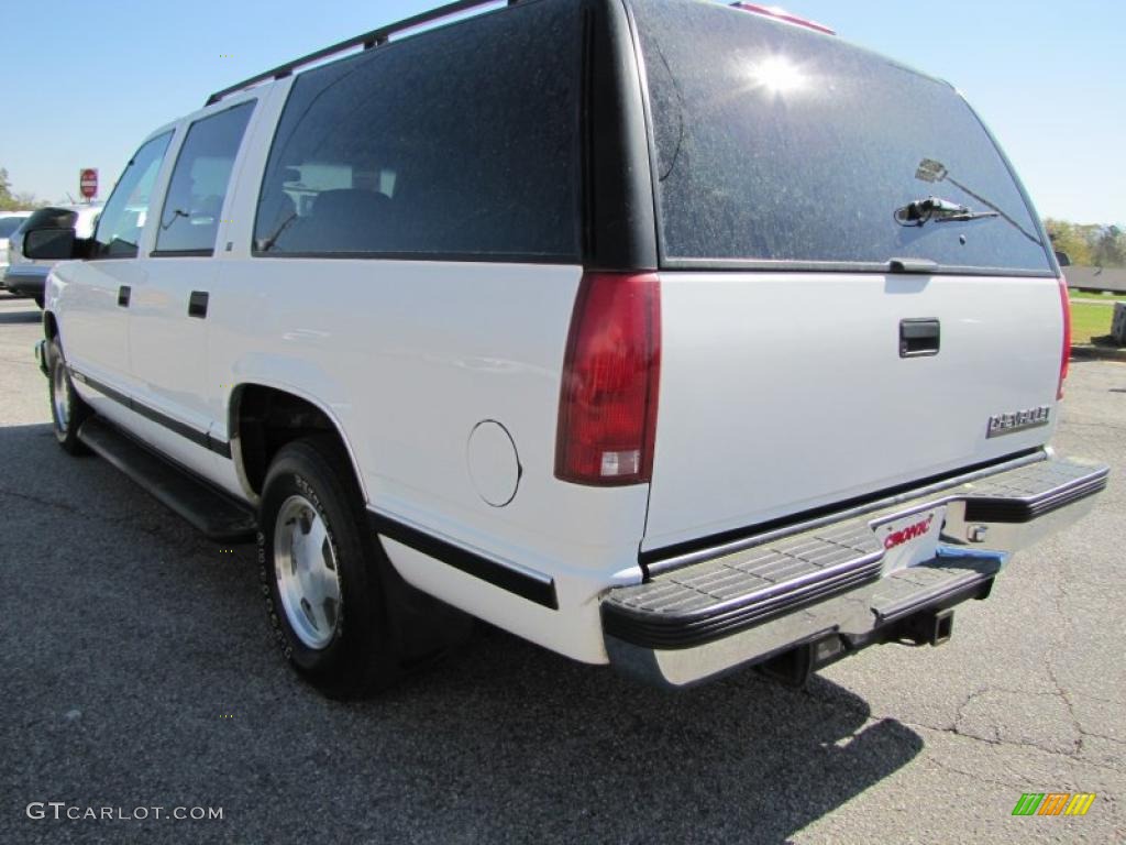 1997 Suburban C1500 LT - Summit White / Neutral photo #5